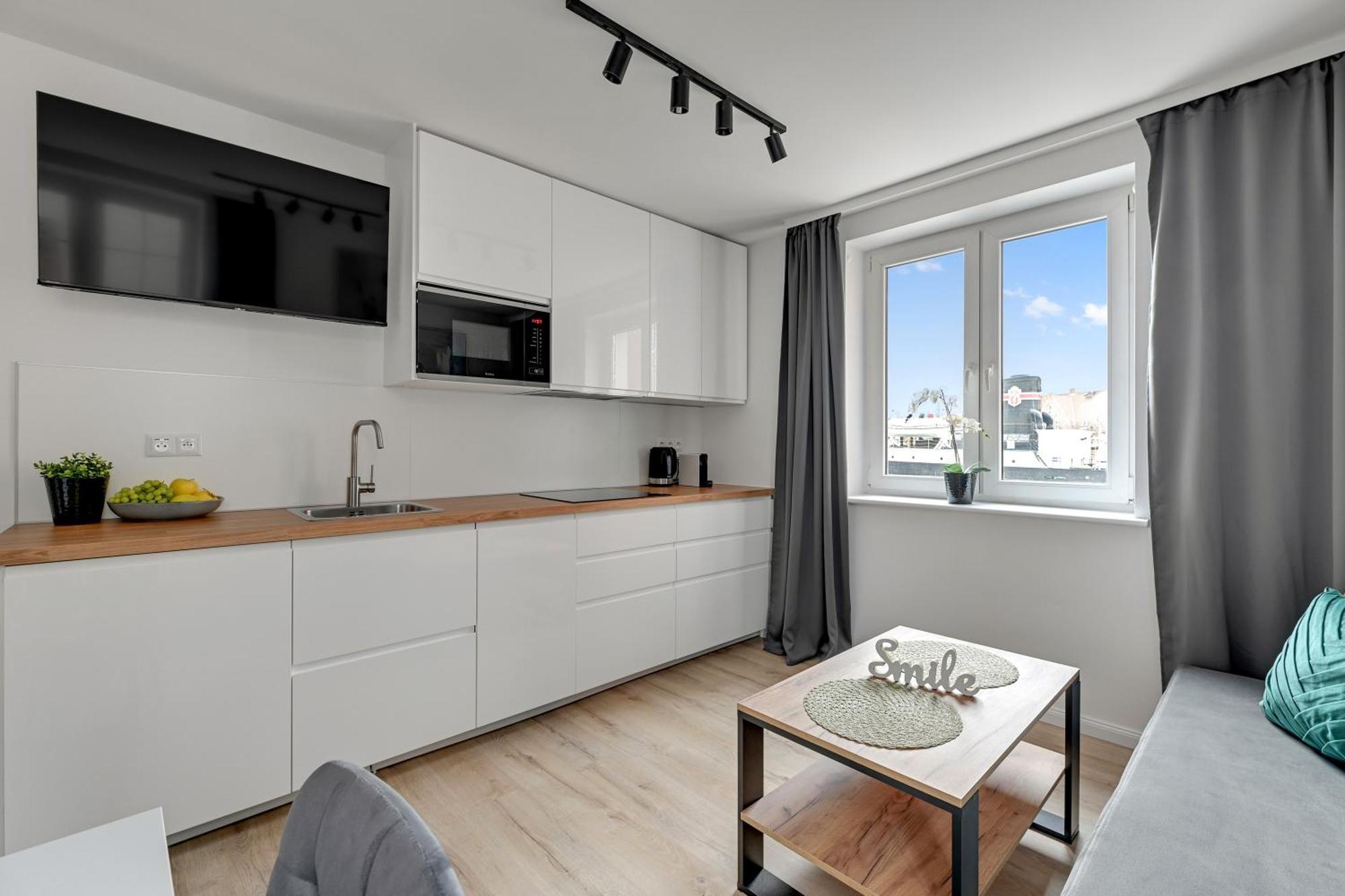 Magical River View By Downtown Apartment *